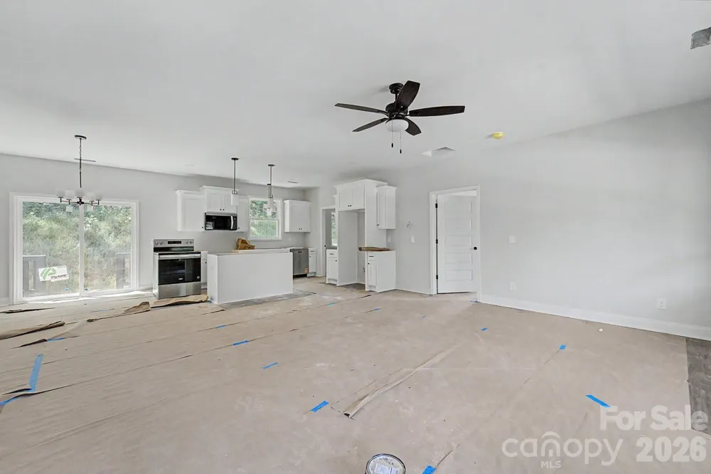 60 Charlotte Street Franklin, NC 28734