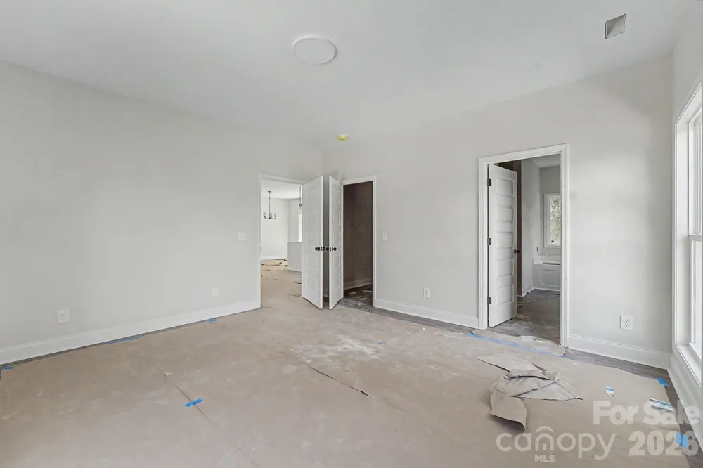 60 Charlotte Street Franklin, NC 28734