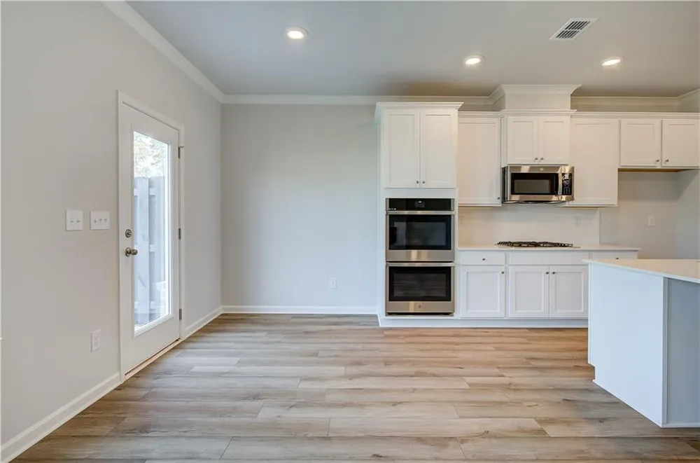 3649 Donovan Circle Loganville, GA 30052