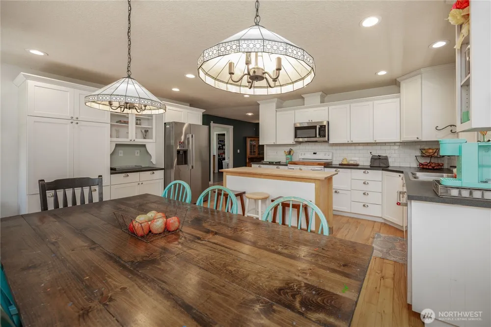 27915 NE Thompson Circle Yacolt, WA 98675