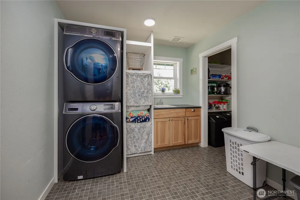 27915 NE Thompson Circle Yacolt, WA 98675