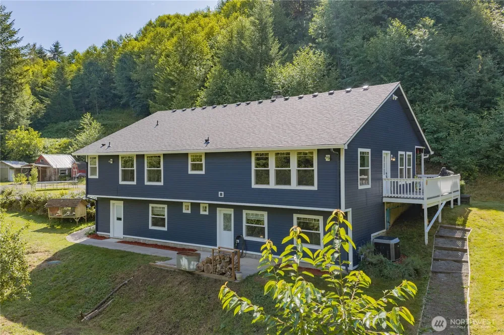 27915 NE Thompson Circle Yacolt, WA 98675