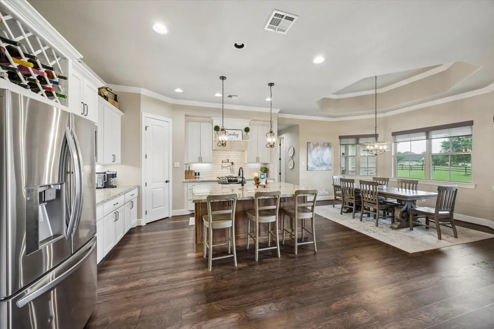885 Amethyst Drive Bellville, TX 77418