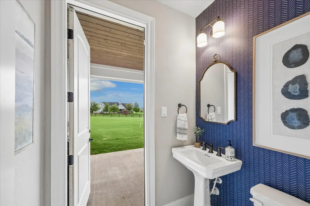 885 Amethyst Drive Bellville, TX 77418