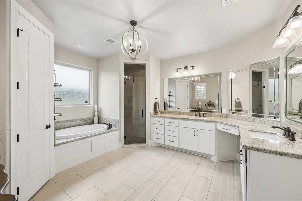 885 Amethyst Drive Bellville, TX 77418
