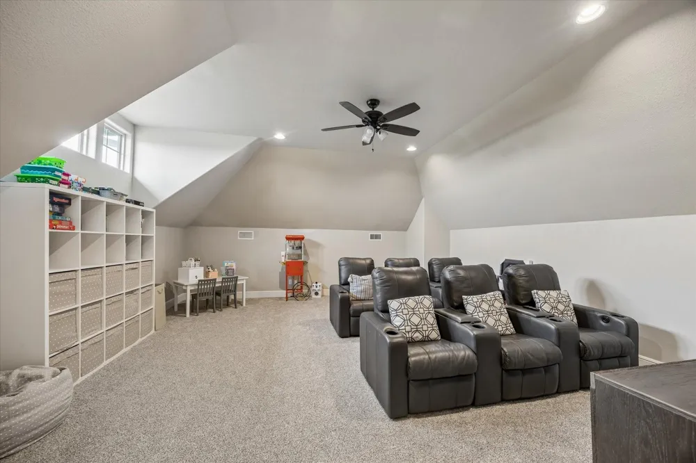 885 Amethyst Drive Bellville, TX 77418