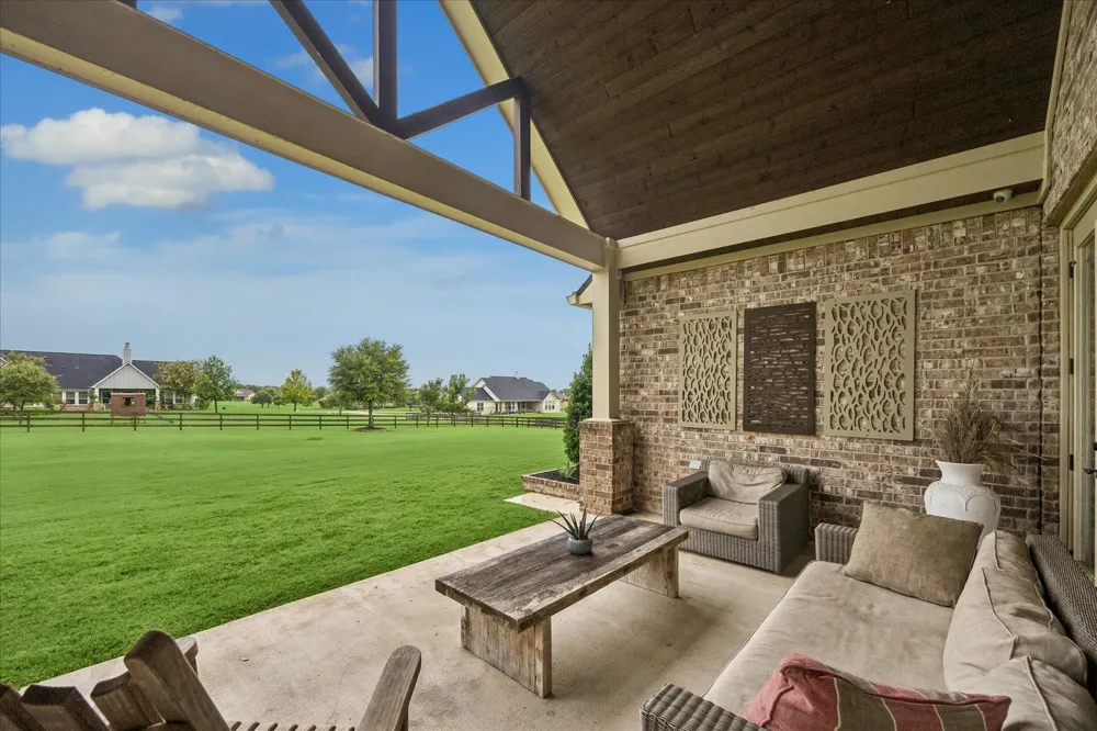 885 Amethyst Drive Bellville, TX 77418