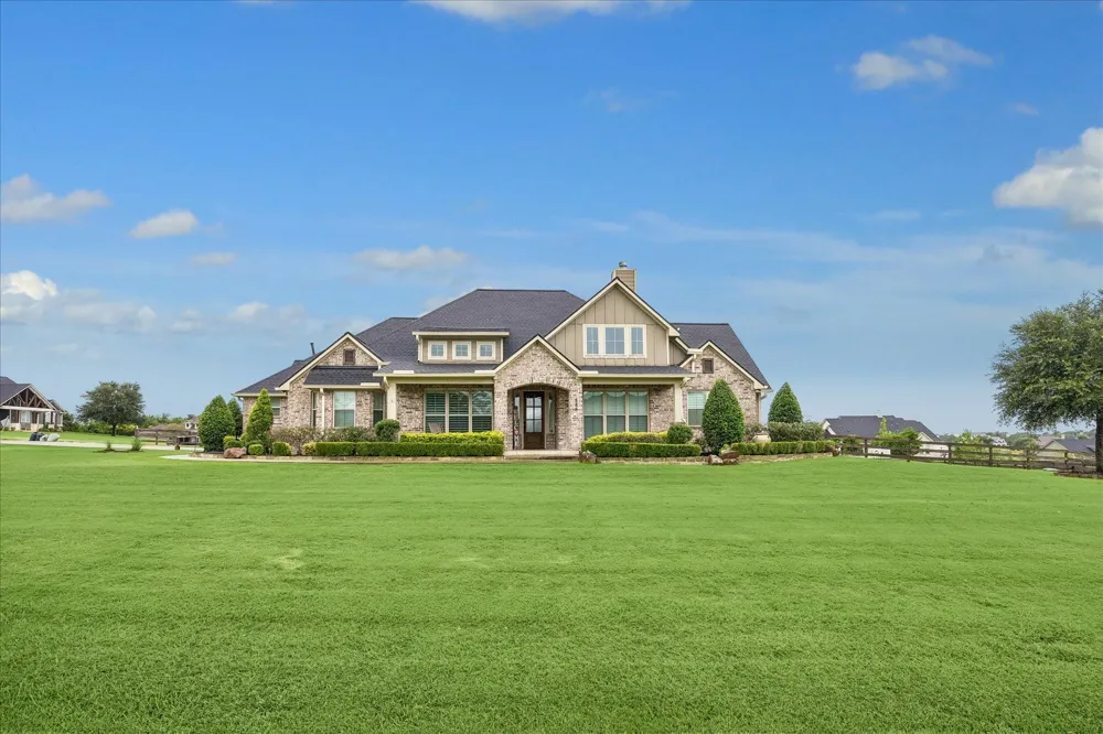 885 Amethyst Drive Bellville, TX 77418