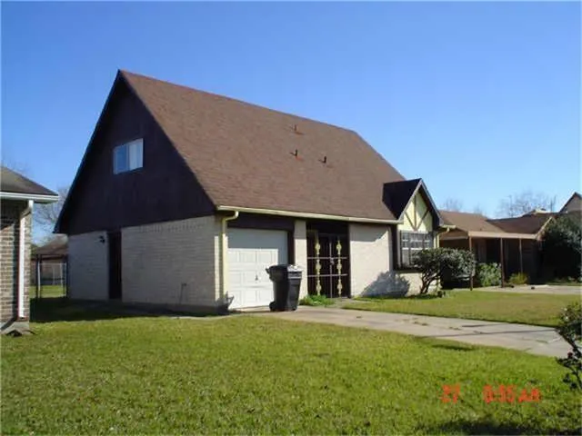 3402 Knotty Oaks Trail Houston, TX 77045