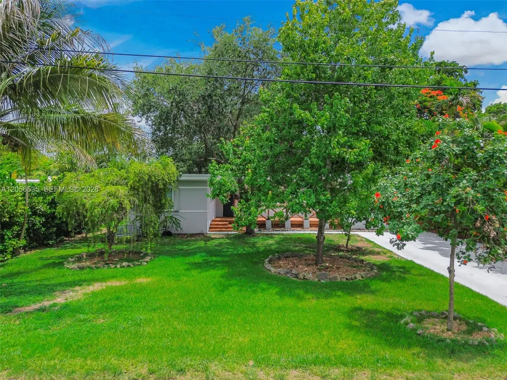 1012 NE 116th St Biscayne Park, FL 33161