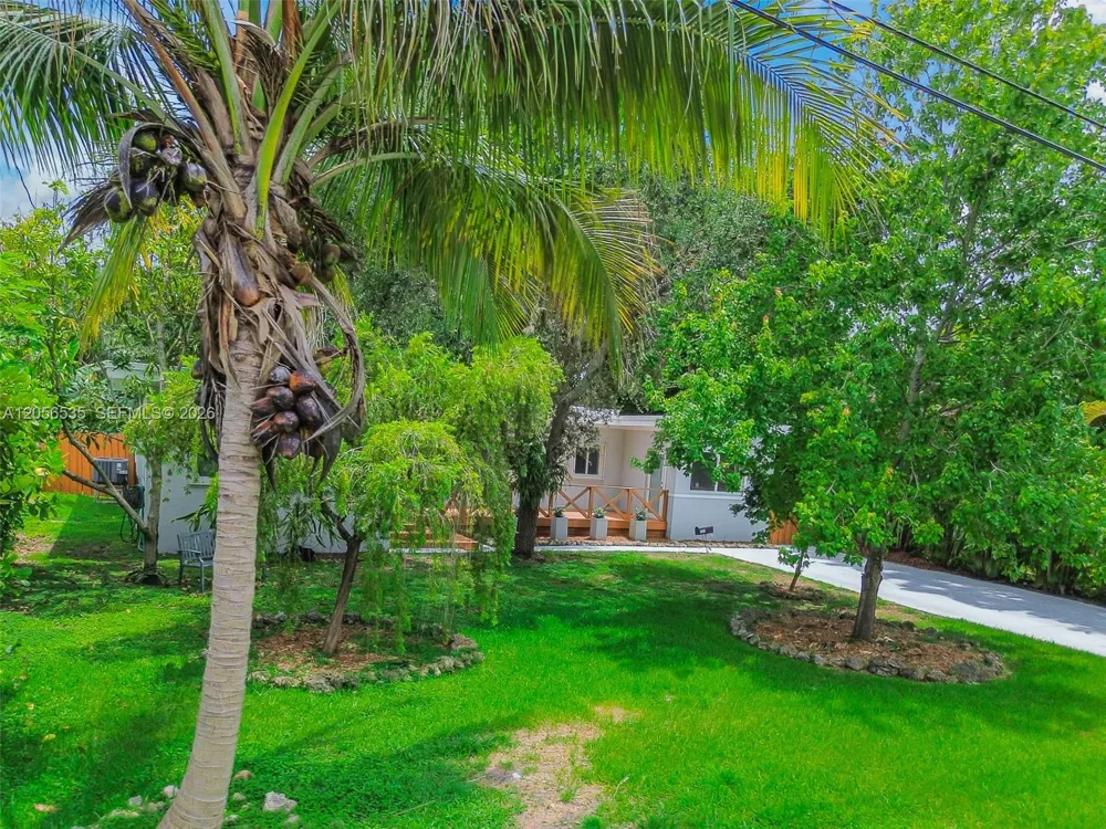 1012 NE 116th St Biscayne Park, FL 33161