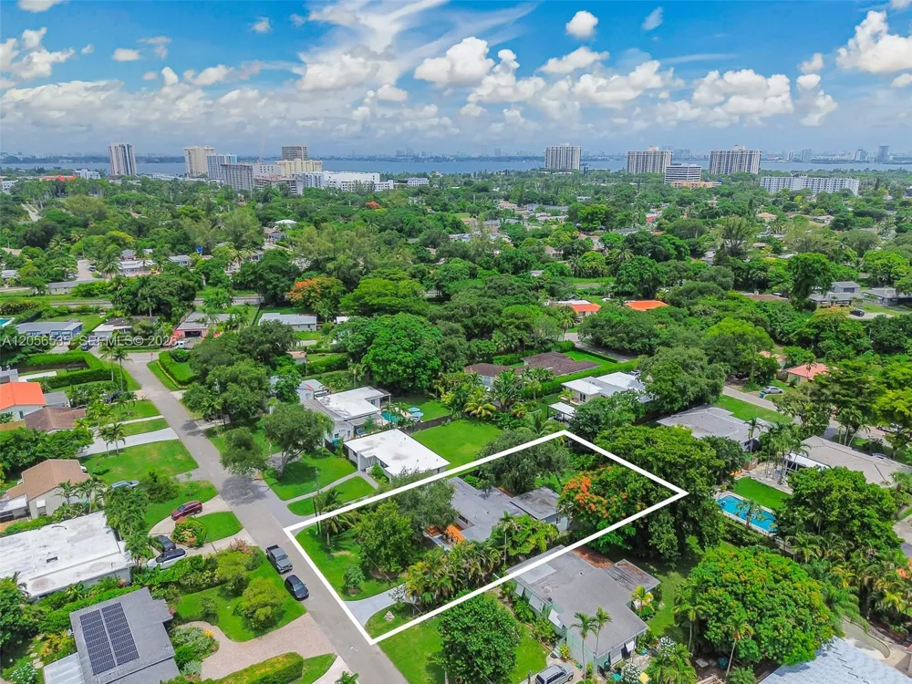 1012 NE 116th St Biscayne Park, FL 33161