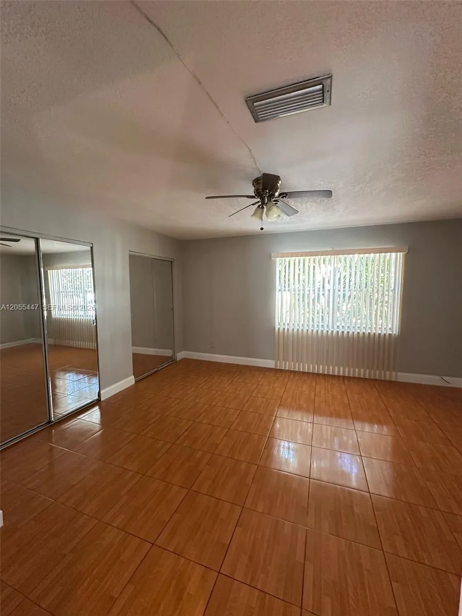4159 SW 66th Ln #120 Davie, FL 33314