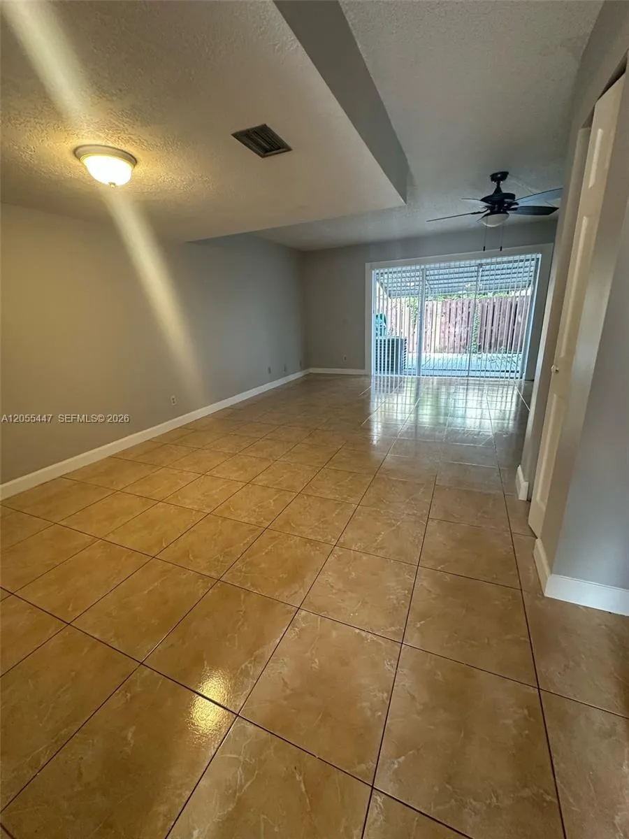 4159 SW 66th Ln #120 Davie, FL 33314