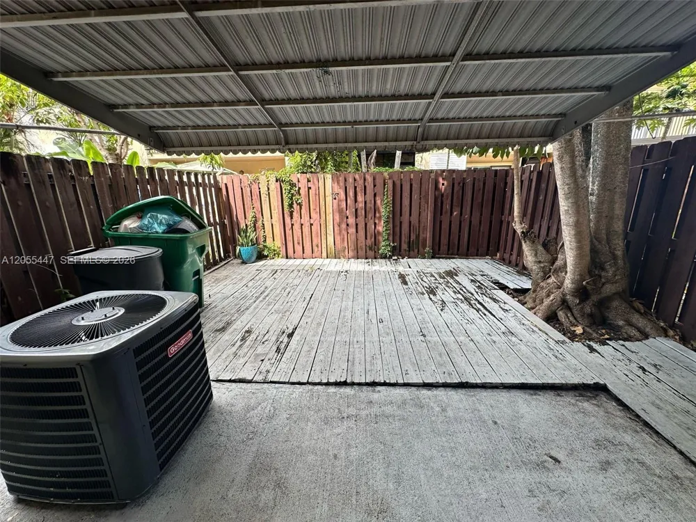 4159 SW 66th Ln #120 Davie, FL 33314