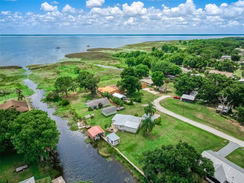 221 SPECKLED PERCH PT Other City - In The State Of Florida, FL 33857