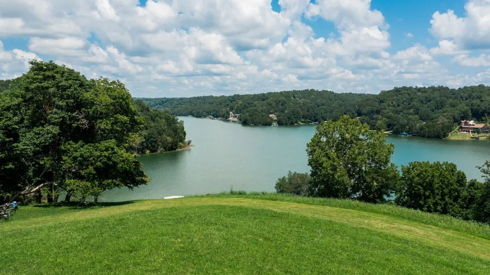 0 Lake Court Dr Lynchburg, TN 37352