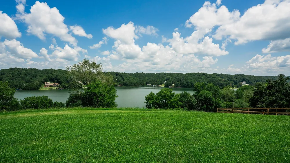 0 Lake Court Dr Lynchburg, TN 37352