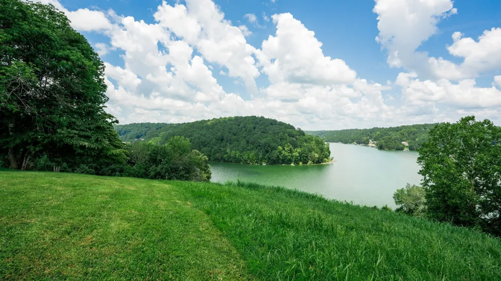 0 Lake Court Dr Lynchburg, TN 37352
