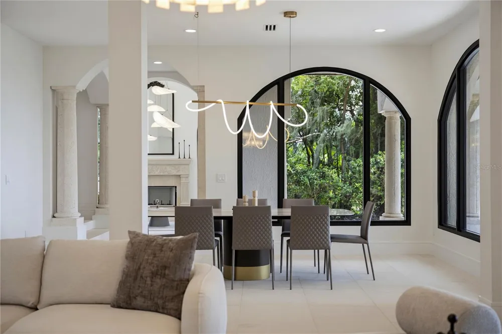 800 W 2ND AVENUE Windermere, FL 34786