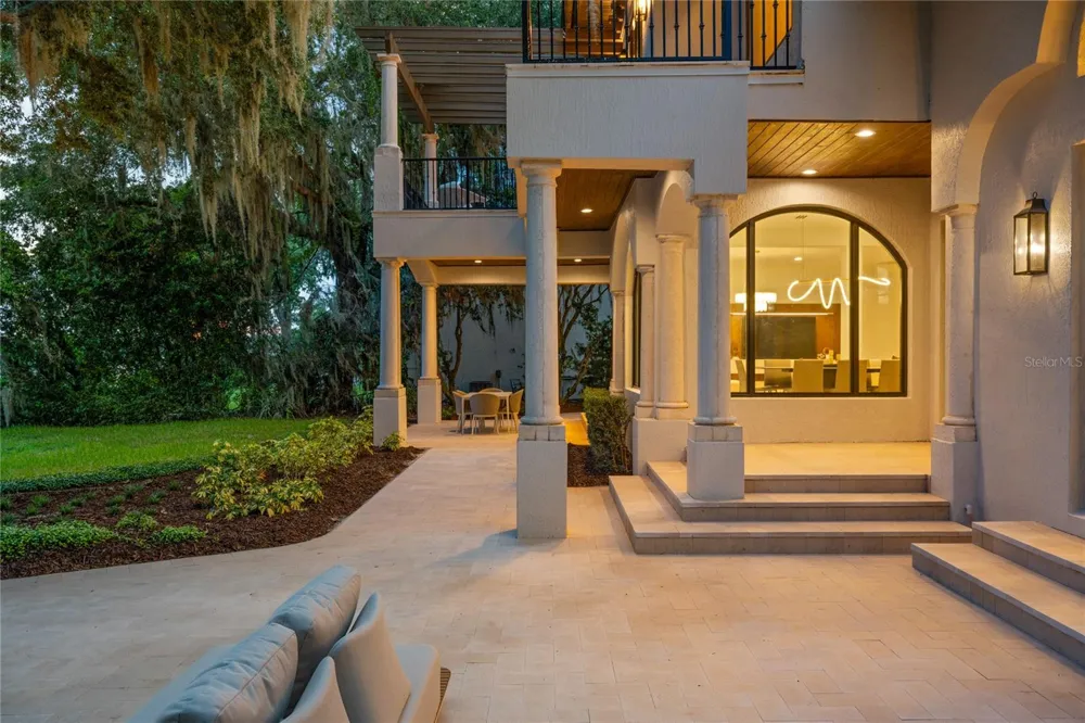 800 W 2ND AVENUE Windermere, FL 34786