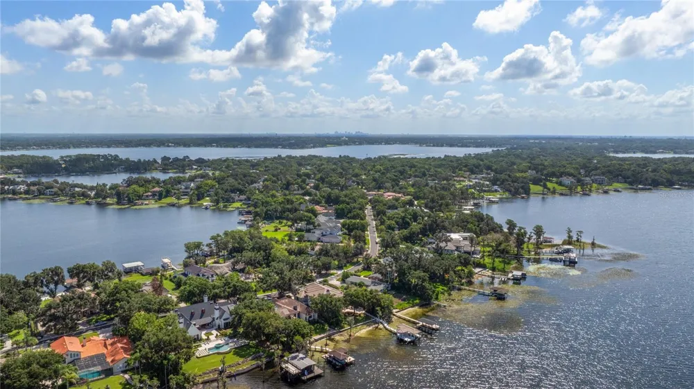 800 W 2ND AVENUE Windermere, FL 34786
