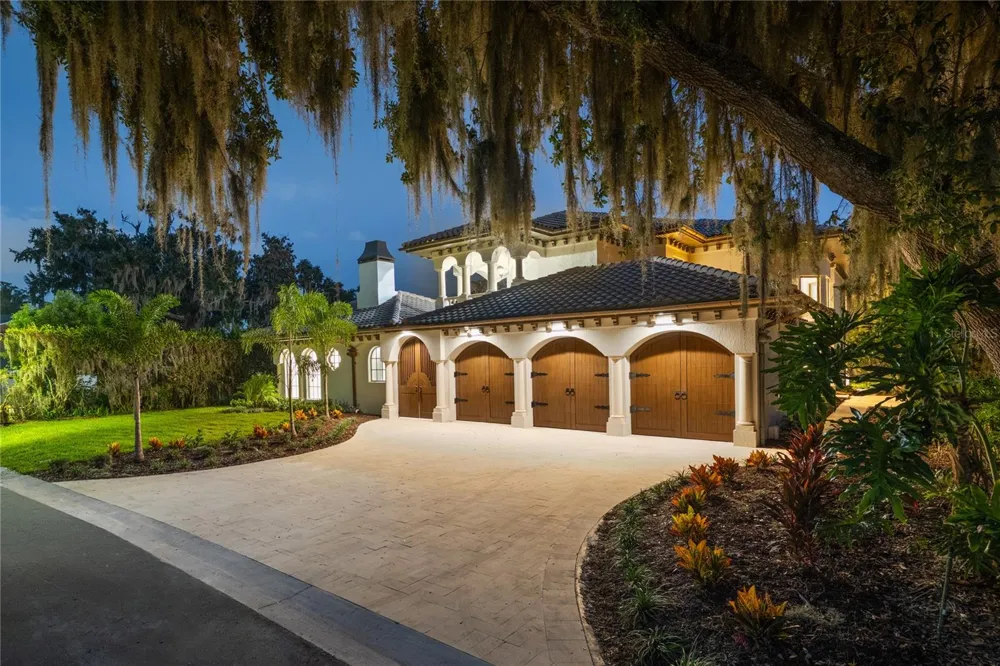 800 W 2ND AVENUE Windermere, FL 34786