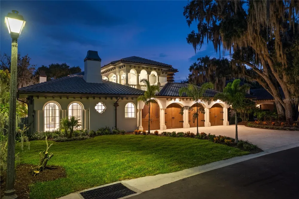 800 W 2ND AVENUE Windermere, FL 34786
