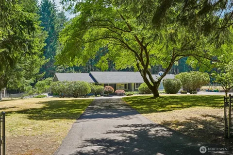 884 Kamus Place