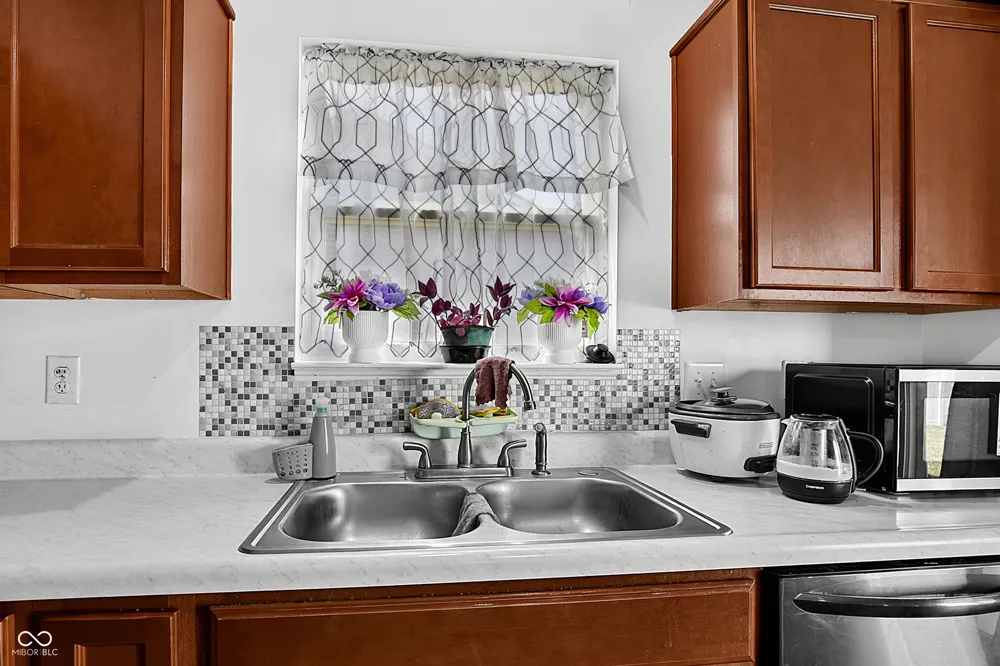 8099 Ambrosia Lane Pendleton, IN 46048