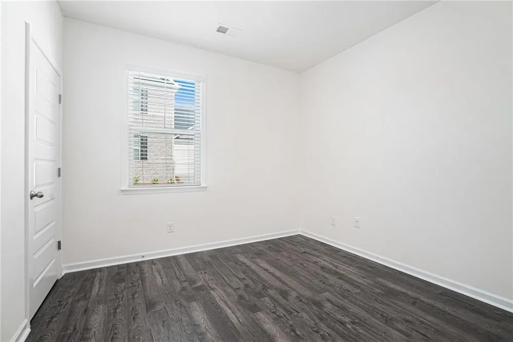 607 Silver Moon Drive Loganville, GA 30052