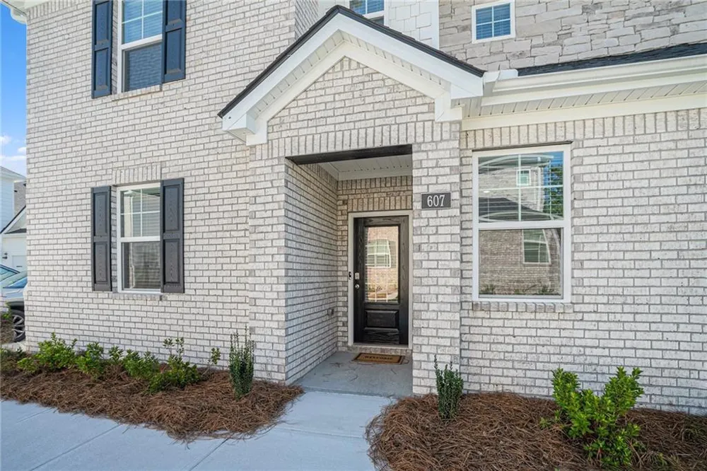 607 Silver Moon Drive Loganville, GA 30052