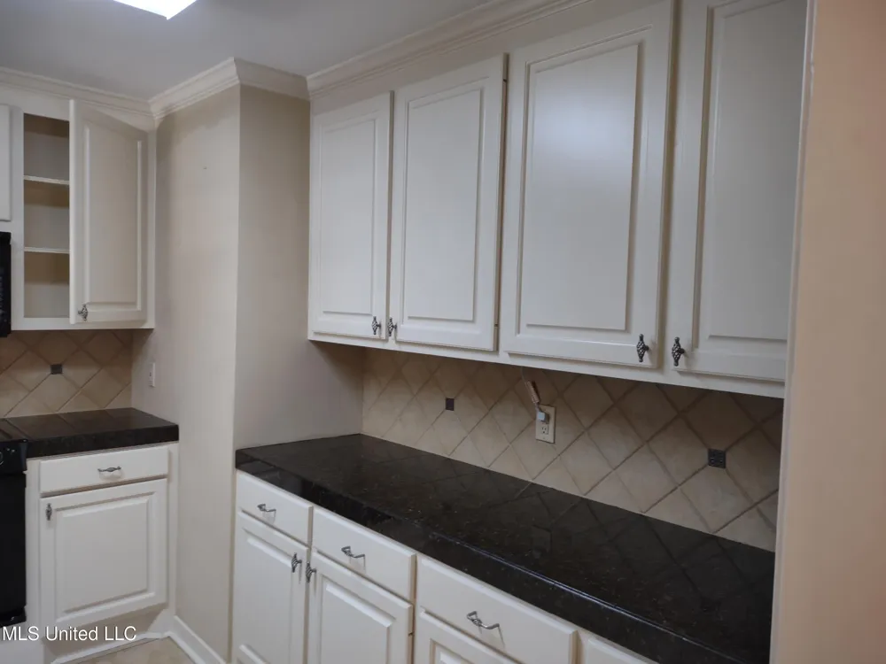 336 Pebble Creek Drive Madison, MS 39110