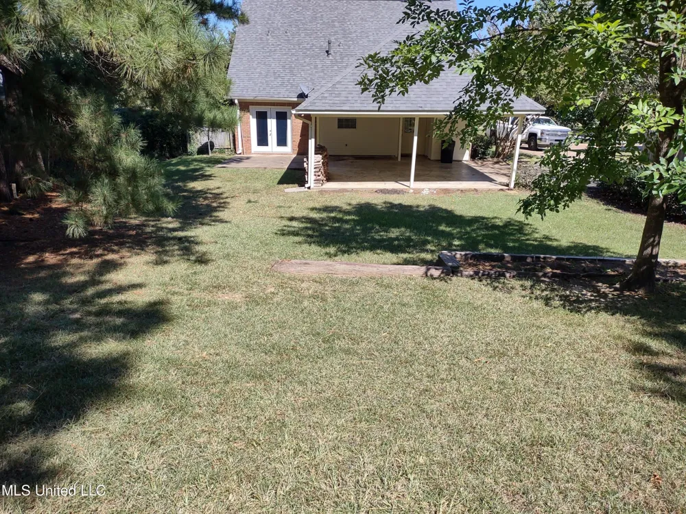 336 Pebble Creek Drive Madison, MS 39110