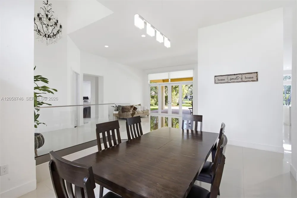 15374 SW 34th St Davie, FL 33331