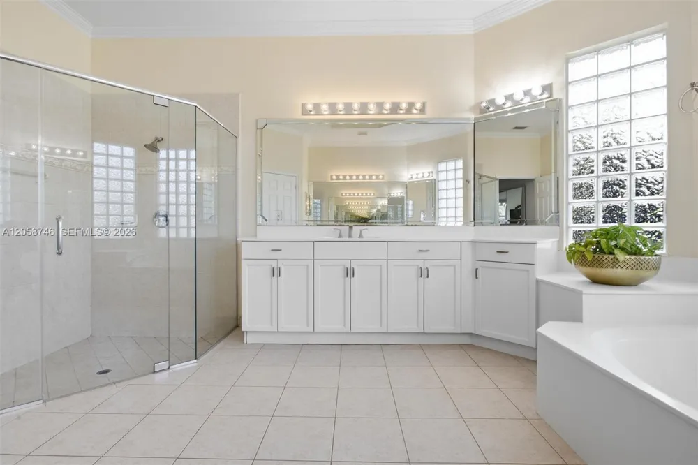 15374 SW 34th St Davie, FL 33331