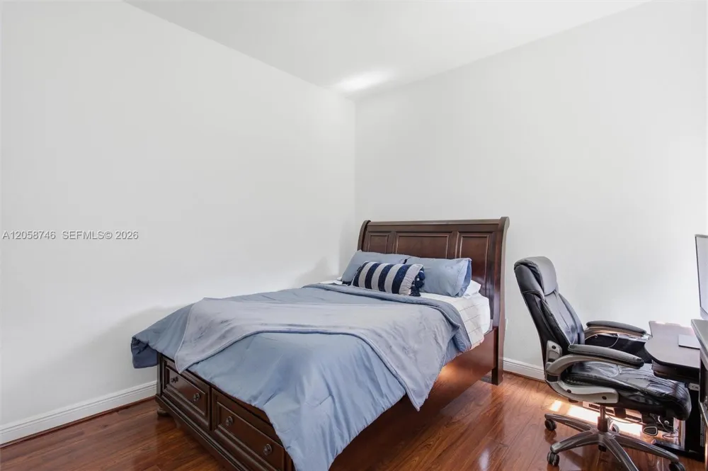 15374 SW 34th St Davie, FL 33331