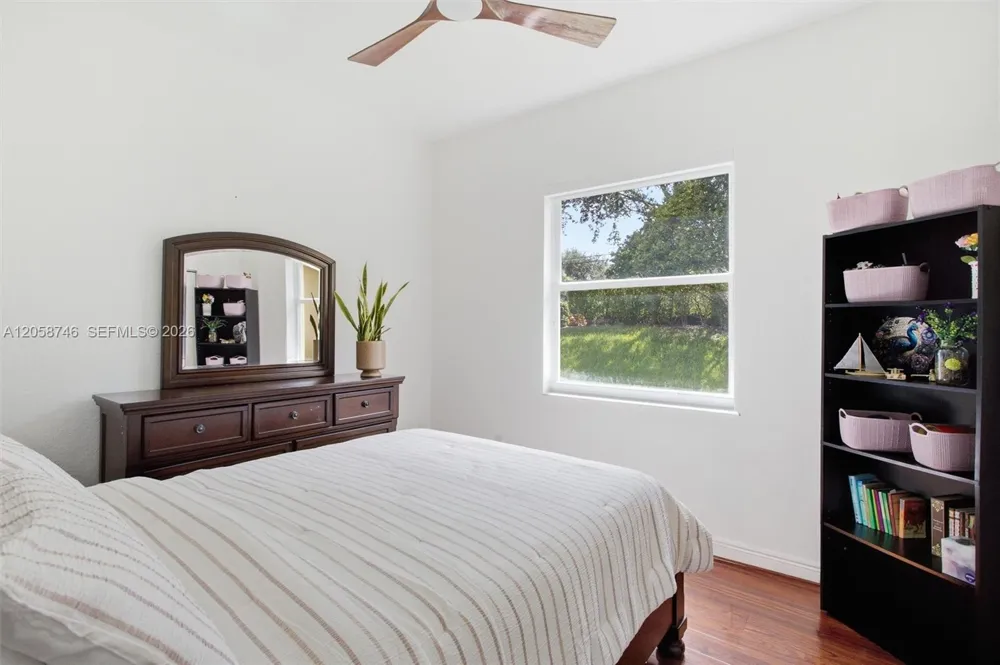 15374 SW 34th St Davie, FL 33331