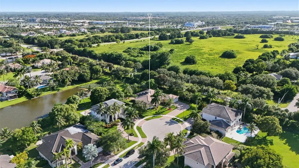 15374 SW 34th St Davie, FL 33331