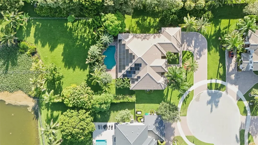 15374 SW 34th St Davie, FL 33331