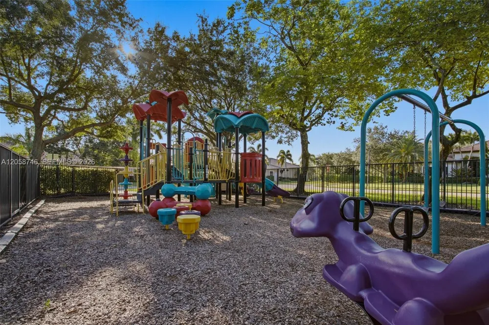 15374 SW 34th St Davie, FL 33331