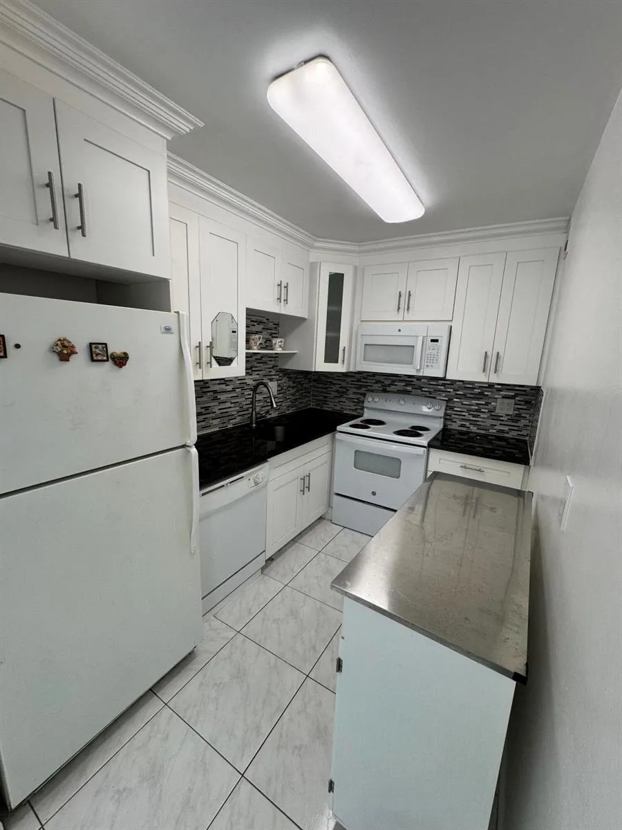 4990 E Sabal Palm Boulevard Tamarac, FL 33319