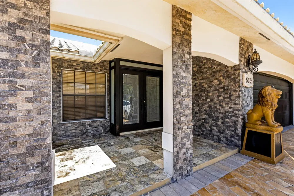 5223 DEERHURST CRESCENT CIRCLE Boca Raton, FL 33486