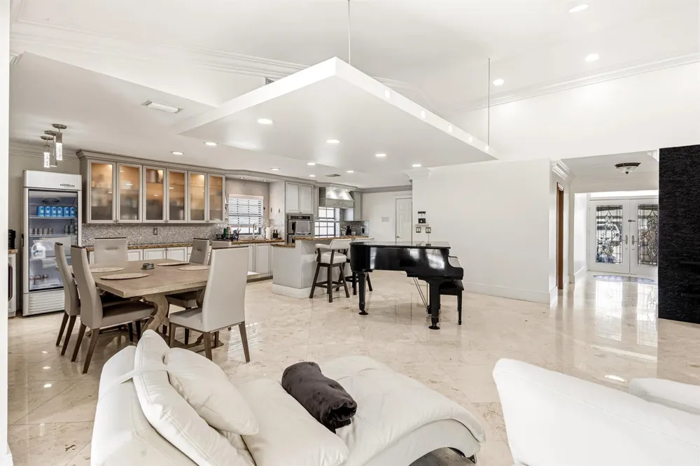 5223 DEERHURST CRESCENT CIRCLE Boca Raton, FL 33486