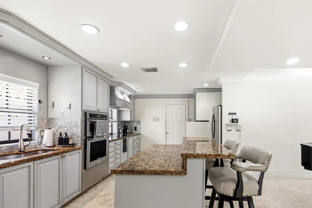 5223 DEERHURST CRESCENT CIRCLE Boca Raton, FL 33486