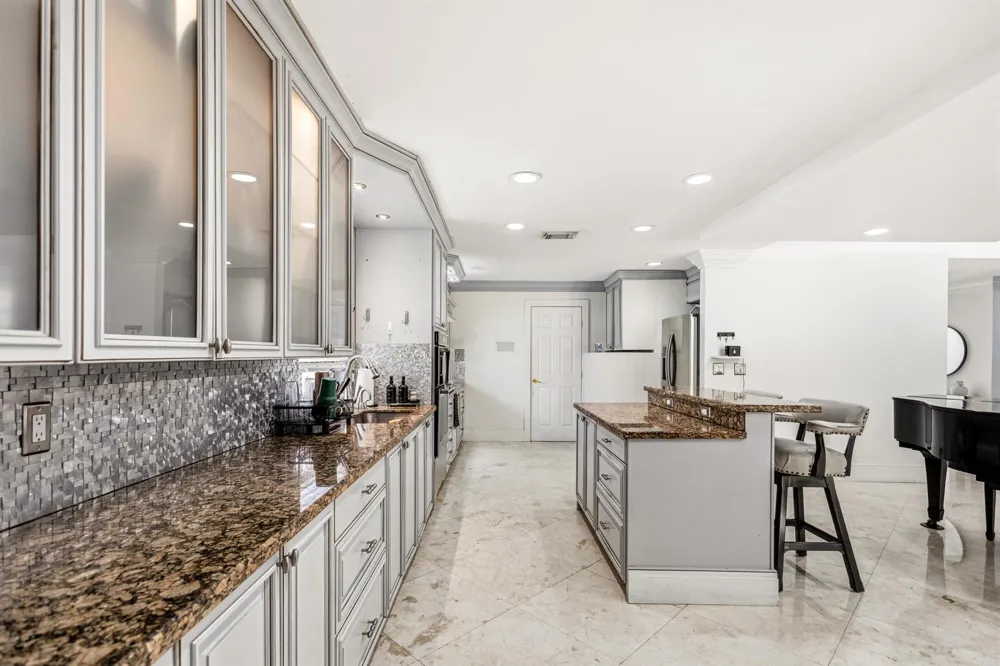5223 DEERHURST CRESCENT CIRCLE Boca Raton, FL 33486