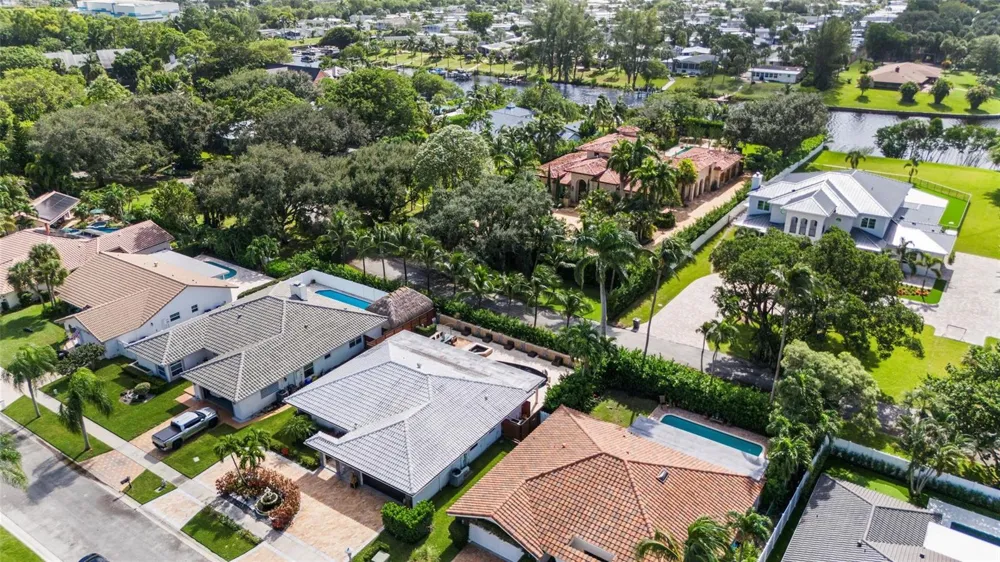 5223 DEERHURST CRESCENT CIRCLE Boca Raton, FL 33486