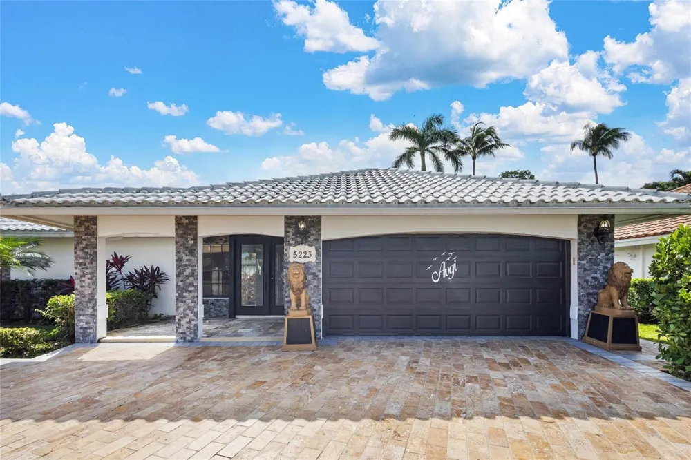 5223 DEERHURST CRESCENT CIRCLE Boca Raton, FL 33486