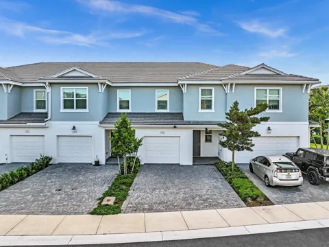 556 Sanderling Circle