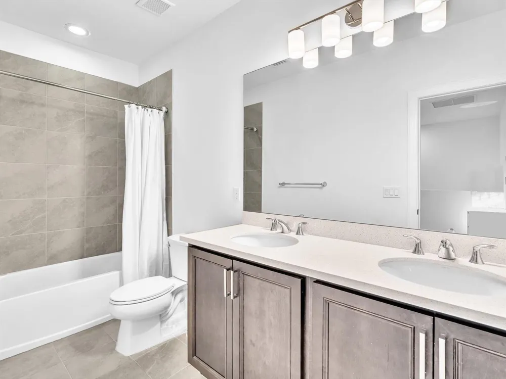 556 Sanderling Circle Deerfield Beach, FL 33442